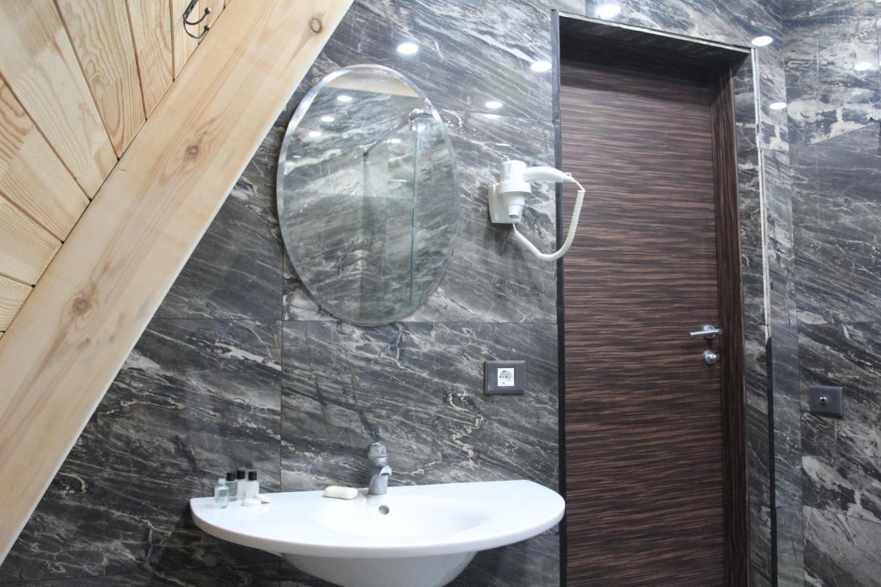 Villa Trigon Family , Hot Pool ,sauna,jacuzzi *